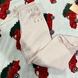 Pink Aeropostale sweat pants